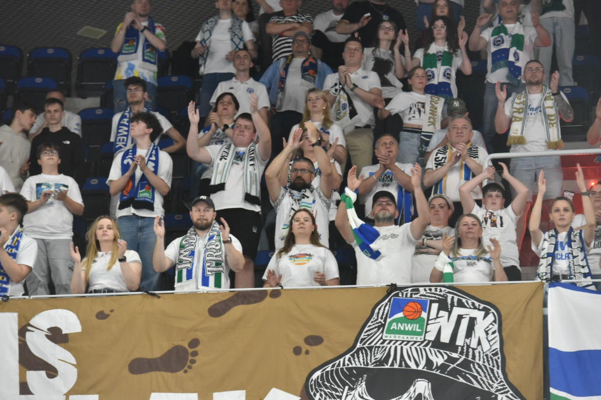 Arriva Polski Cukier Toruń - Anwil Włocławek, zdjęcia kibiców i zawodników z 4. meczu fazy play-off Orlen Basket Ligi
