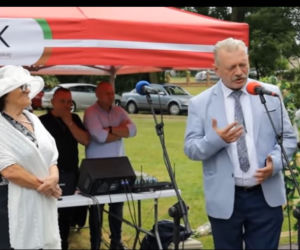 Pijany wtargnął na scenę