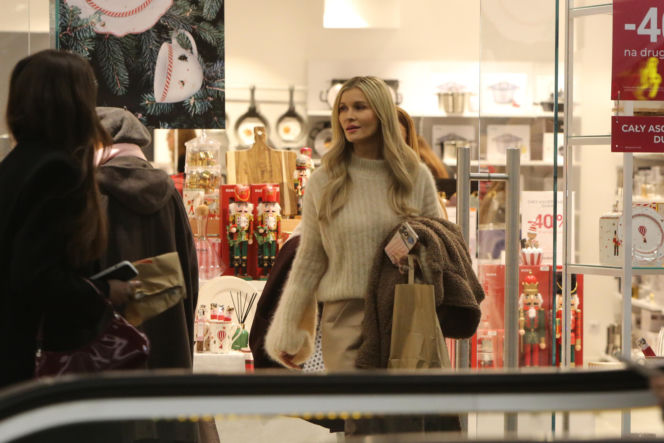 Joanna Krupa z siostrą Martą. Zjadły w mlecznym i poszły po patelnię