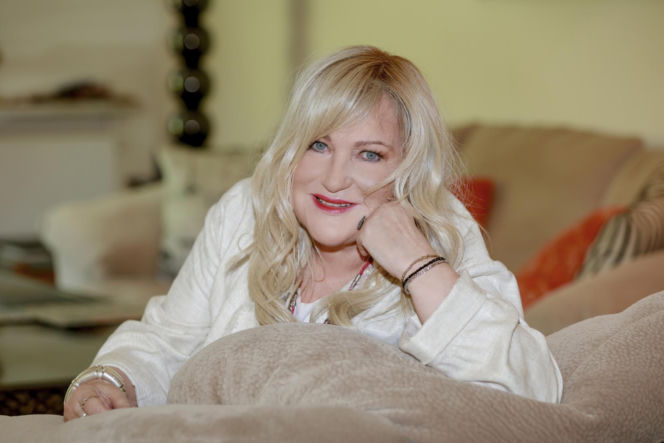 W latach 90. wraz z Markiem Kondratem nagrała hit "Mydełko Fa". Tak dziś wygląda Marlena Drozdowska