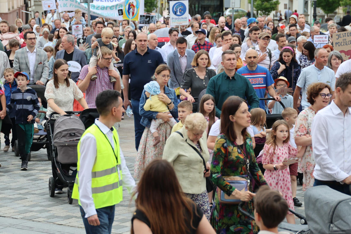Ulicami Lublina przeszedł Marsz dla Życia i Rodziny 2025