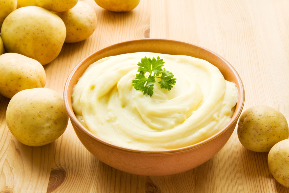 Domowe sposoby na oparzenia słoneczne - puree ziemniaczane