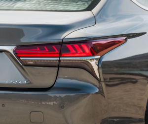 nowy Lexus LS500