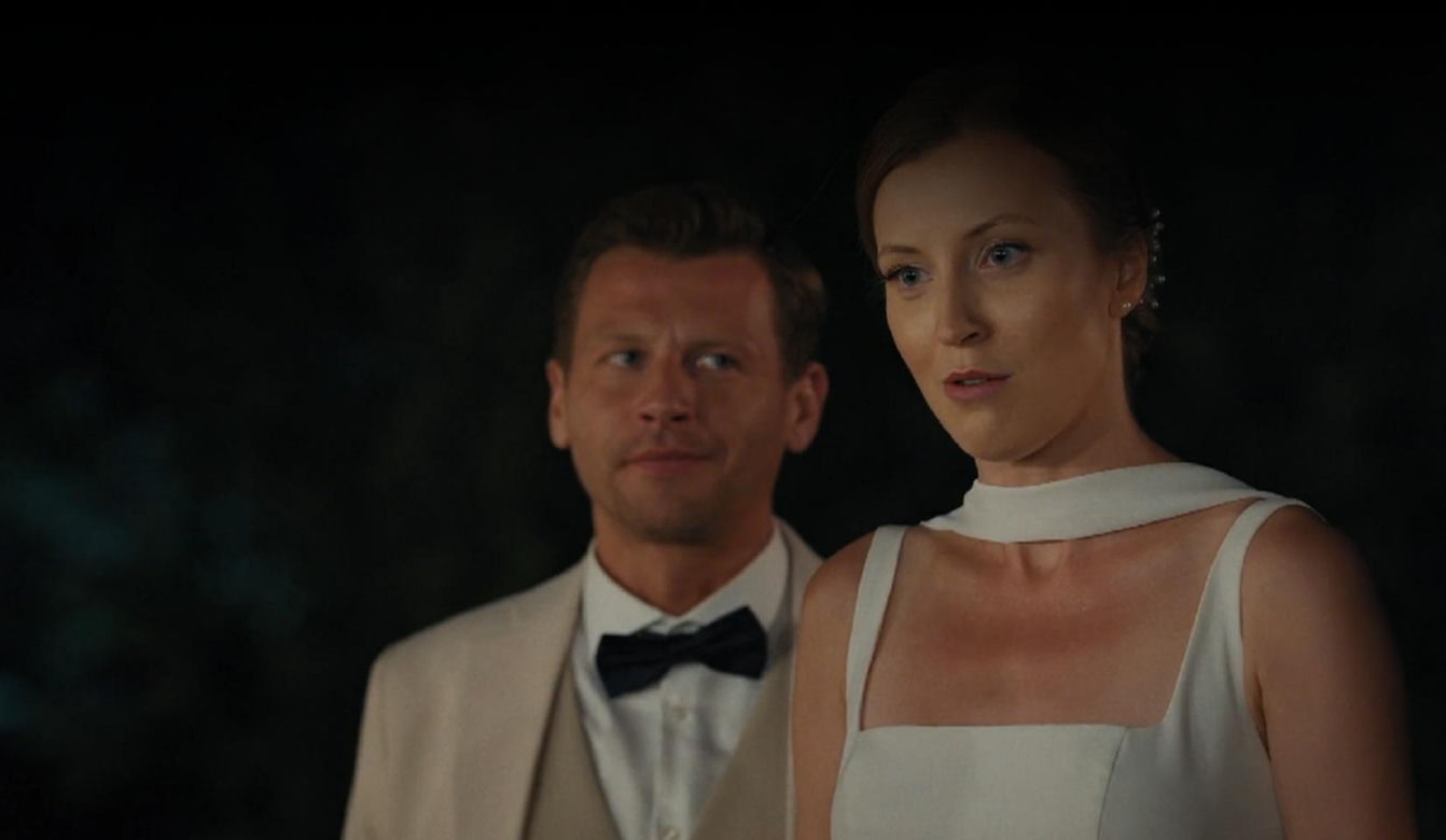 M jak miłość odc. 1946. Natalka (Dominika Suchecka), Adam Karski (Patryk Szwichtenberg)