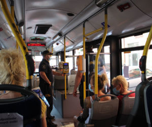 Ruda Śląska: Straż miejska sprawdza czy mieszkańcy noszą maseczki w autobusach i na targowiskach