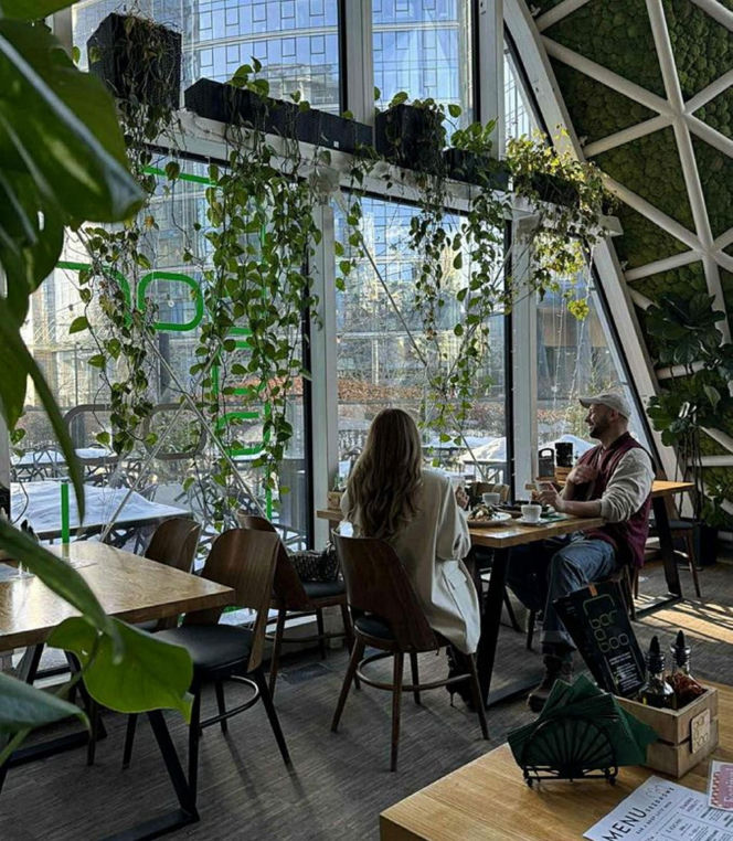 Edyta Folwarska i Maciej Pela w restauracji