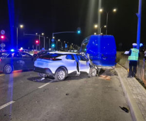 Szaleńczy rajd ulicami Warszawy. 28-latek pędził 200 km/h. Taranował auta, miał narkotyki