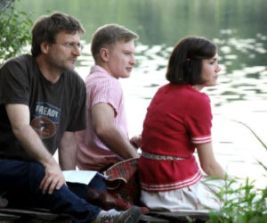 Czas honoru 7 sezon Powstanie - na planie. Celina (Olga Bołądź), Michał Konarski (Jakub Wesołowski), reżyser Jan Hryniak