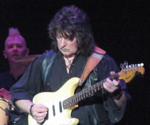 Ritchie Blackmore ma poważne problemy zdrowotne? Odwołano wszystkie koncerty gitarzysty do końca roku