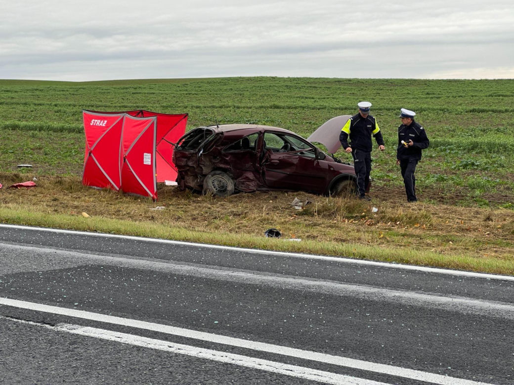 Wypadek na DK 25! Nie żyje jedna osoba [GALERIA]