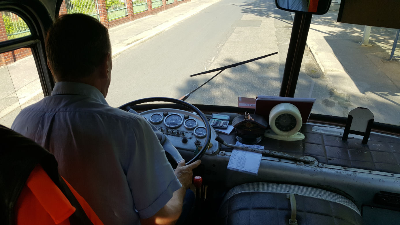 Zabytkowym autobusem przez Bydgoszcz [ZDJĘCIA]
