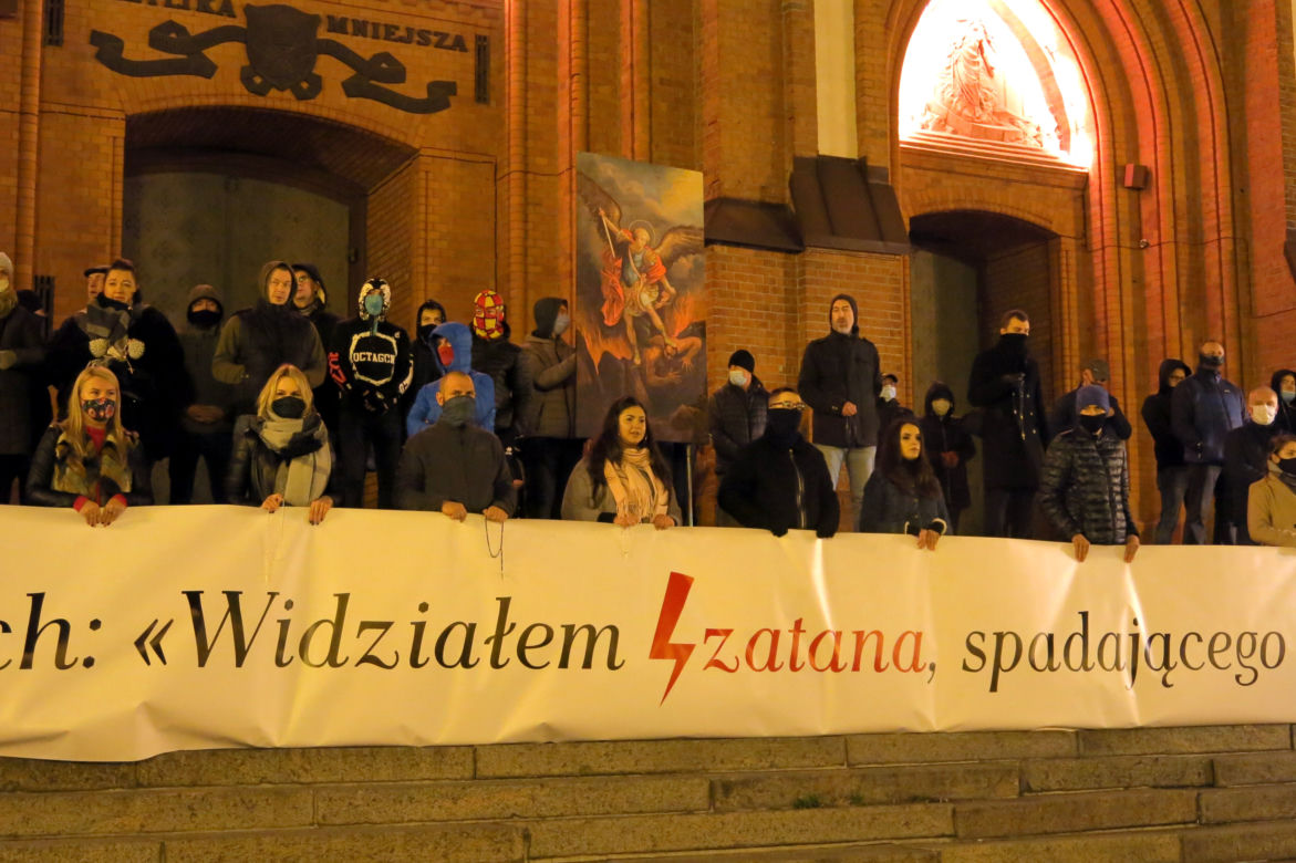 Białytsok, 28 października. Rekordowy Czarny Spacer i obrońcy kościoła farnego