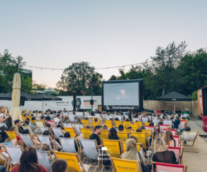 Kino plenerowe w Białymstoku w ramach Streat Food Młynowa
