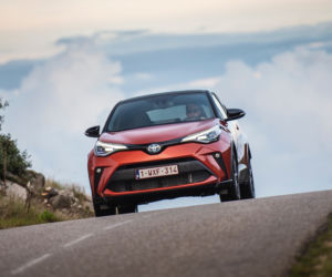 Toyota C-HR 2.0 Hybrid Dynamic Force 184 KM e-CVT