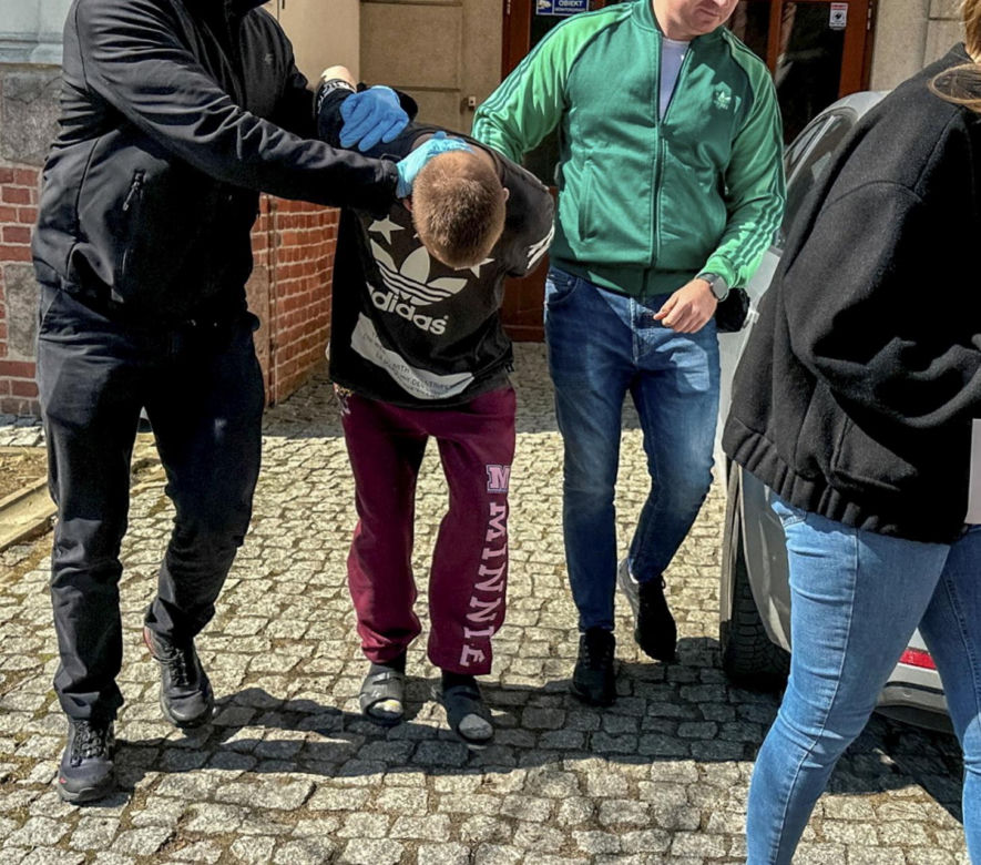 Oglądali debatę prezydencką. Michał wpadł w szał! Tragiczny finał