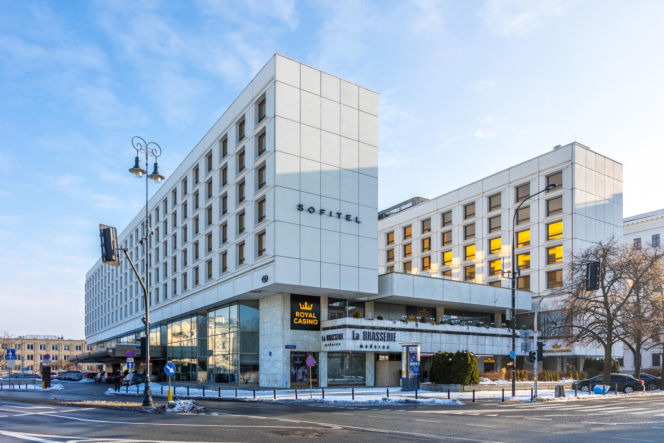 Hotel Sofitel (dawny Hotel Victoria) przy Placu Piłsudskiego w Warszawie