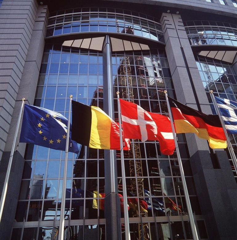 Parlament Europejski, Unia Europejska