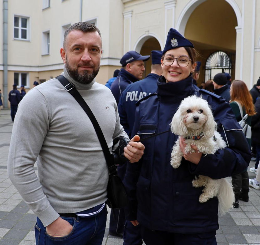 Wielkopolska policja. Uroczyste ślubowanie nowych policjantek i policjantów w Poznaniu