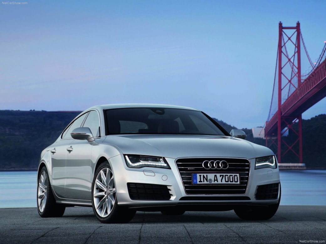 Audi A7 hatchback, model 2011