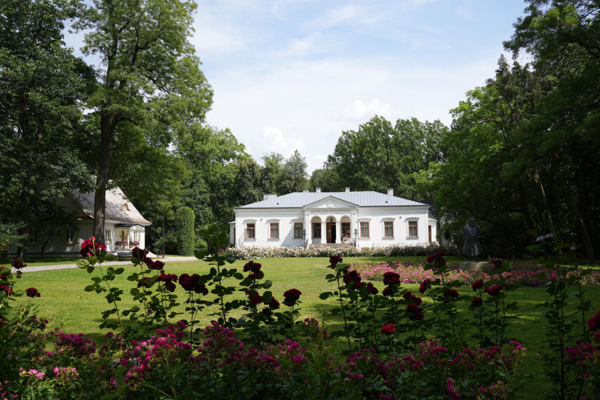 Metamorfoza oficyny dworskiej w Muzeum Jana Kochanowskiego w Czarnolesie. Zmieniła się nie do poznania!