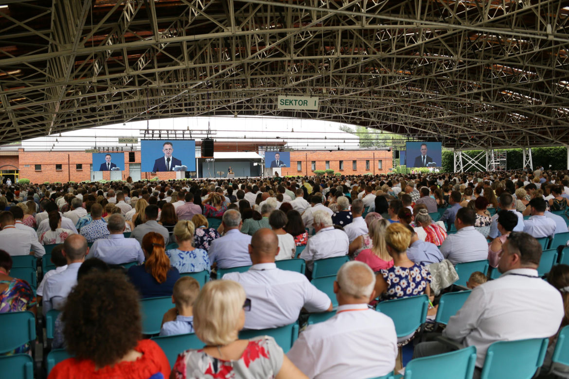 Kongres Świadków Jehowy 2024. W niedzielnych wydarzeniach wzięły udział tłumy