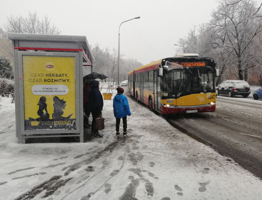 Śnieg zaskoczył Warszawę