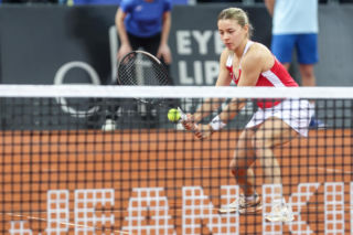 Kapitalna Maja Chwalińska! Sensacyjny sukces na Roland Garros, nie dała szans rywalce!