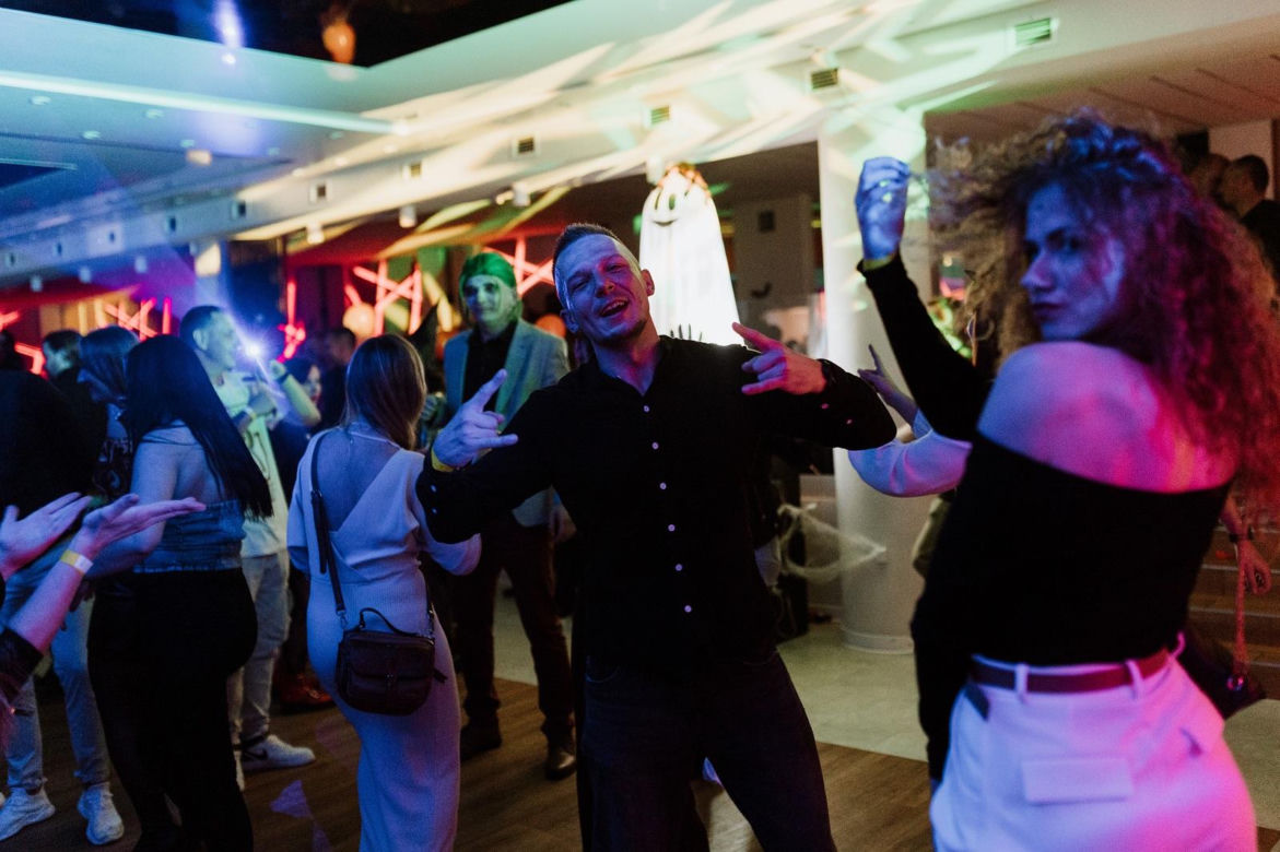 Halloween Party w klubie Chillout (2024)