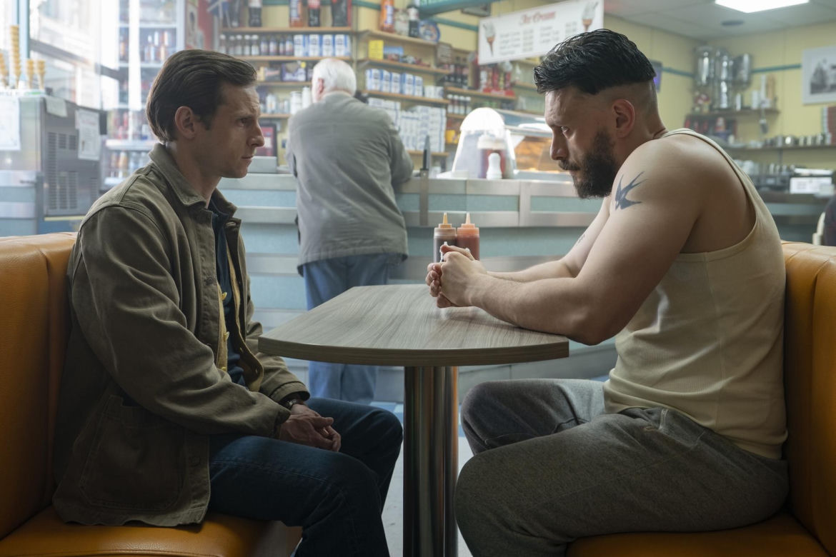 Jamie Bell i Richard Gadd jako Niall i Ruben