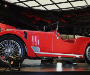 Płock. Auto-dzieło sztuki w Muzeum Mazowieckim! Orlen sprowadził je z Anglii [ZDJĘCIA]