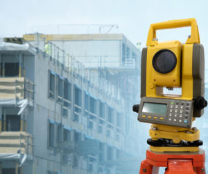 Urządzenia pomiarowe w procesie budowlanym: dokładność i kontrola