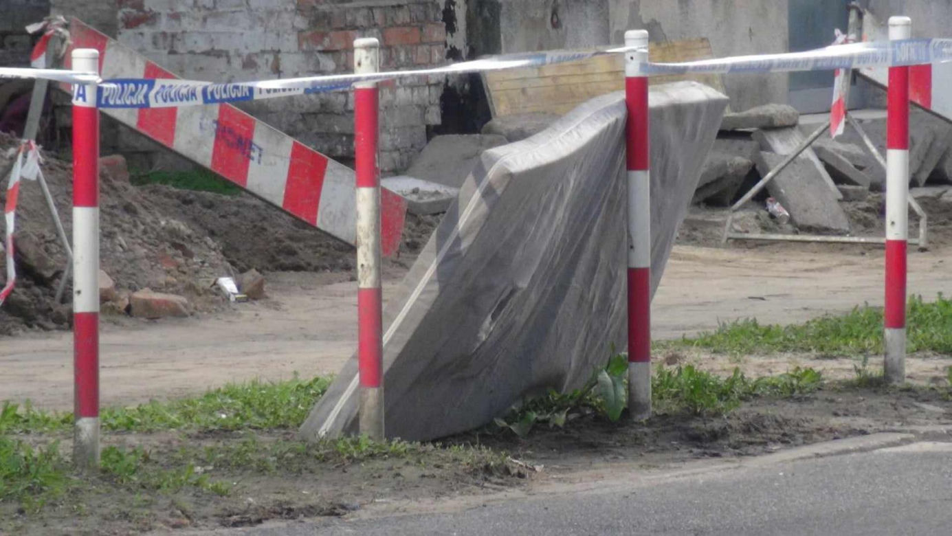 Akcja służb na Woli. Znaleziono ciało. Szukają kolejnych!?