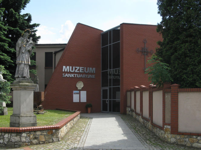 Zachwyca zabytkowym młynem. To jedno z najpiękniejszych miast Górnego Śląska