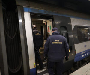 Atak na obsługę pociągu PKP Intercity. Szokująca reakcja pasażera