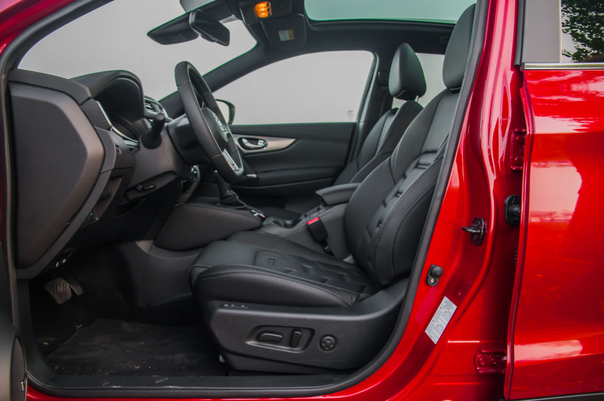 Nissan Qashqai 1.3 DIG-T 160 KM DCT7 2WD Tekna+