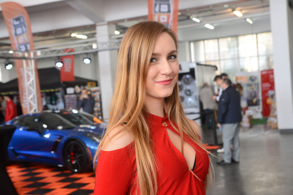 Hostessy na targach Poznań Motor Show 2018