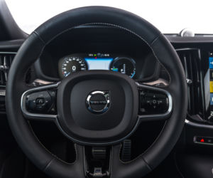 Volvo V60 T8 Twin Engine AWD R-Design AT8