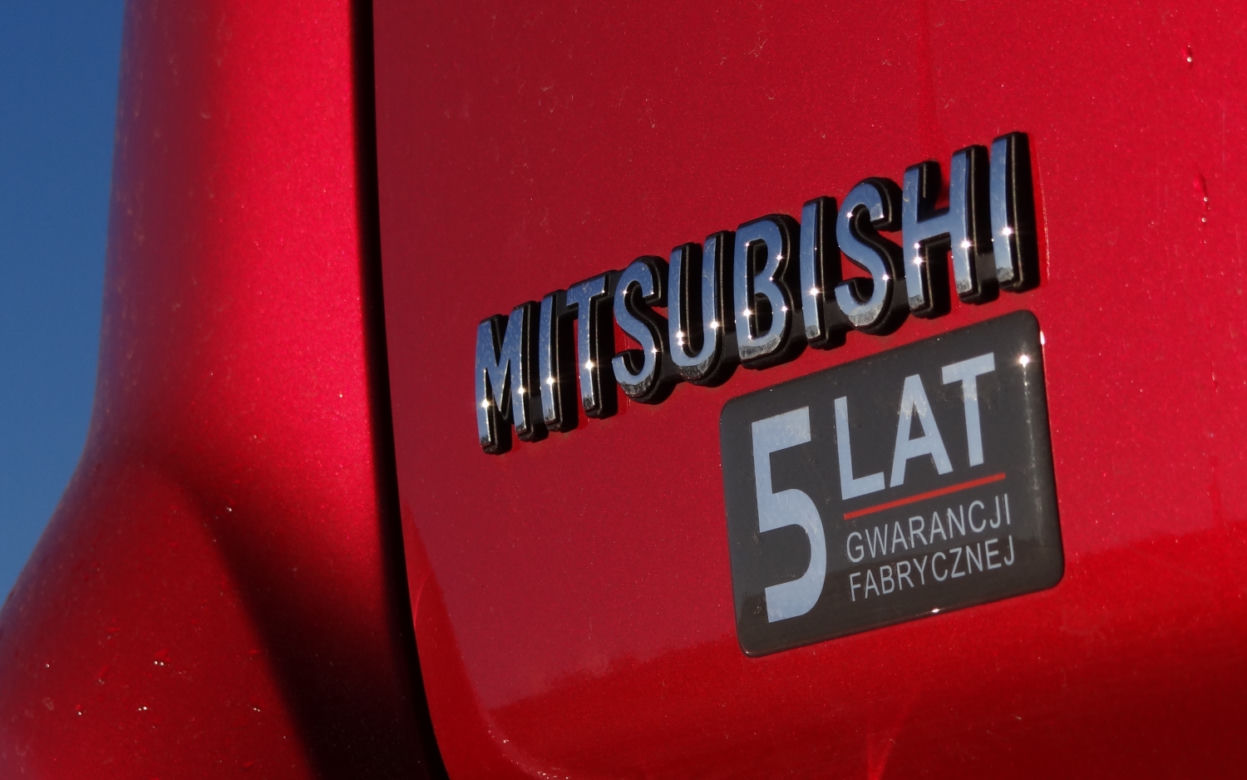 Mitsubishi Outlander 2.2 DID 6AT 4WD Intense Plus