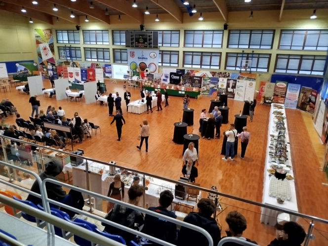 Już po raz ósmy w Siedlcach rywalizowali młodzi kelnerzy z całej Polski