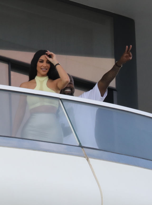 Kim Kardashian Kanye West