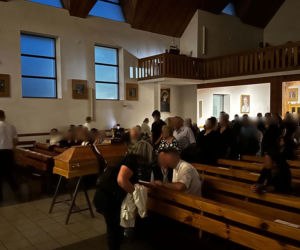 Mieszkańcy Lęborka żegnają księdza, który utonął w Darłówku