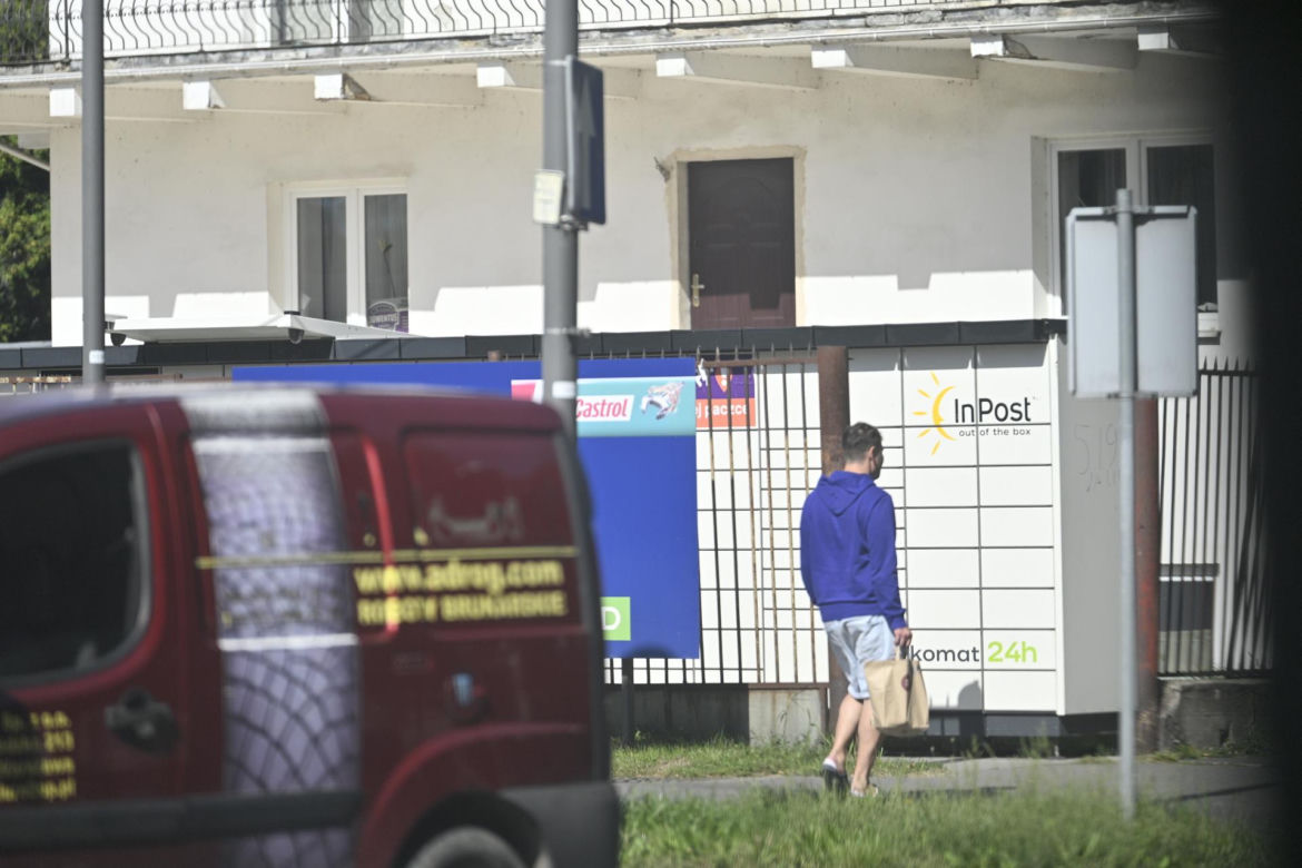 Daniel Martyniuk załatwia sprawunki w Warszawie