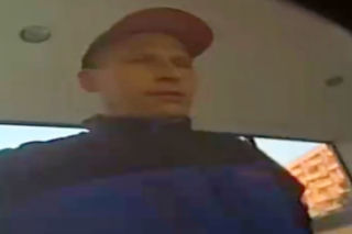 Policja poszukuje złodzieja. Rozpoznajesz go?
