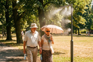 Upały w Polsce zagrażają życiu seniorów. Jak uniknąć najgorszych konsekwencji?