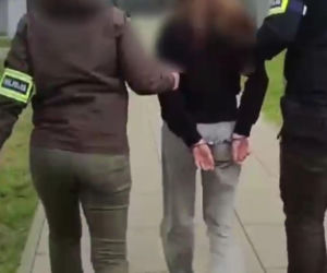 Szokująca brutalność. 13-latka zaatakowała kobietę wracającą z kościoła