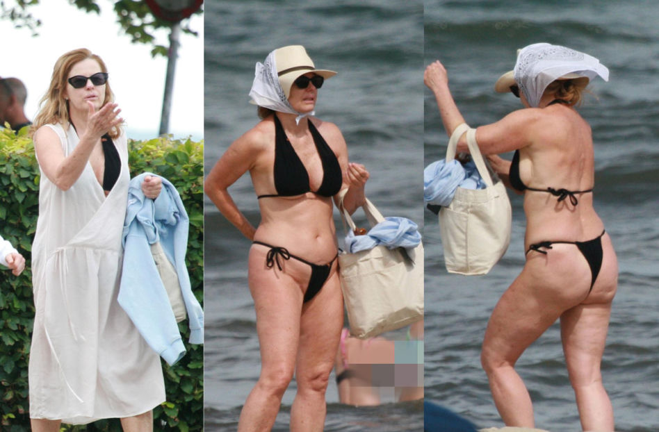 Ewa Skibińska na plaży