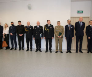Powitanie ze sztandarem. Policjanci z Torunia mają nową panią komendant