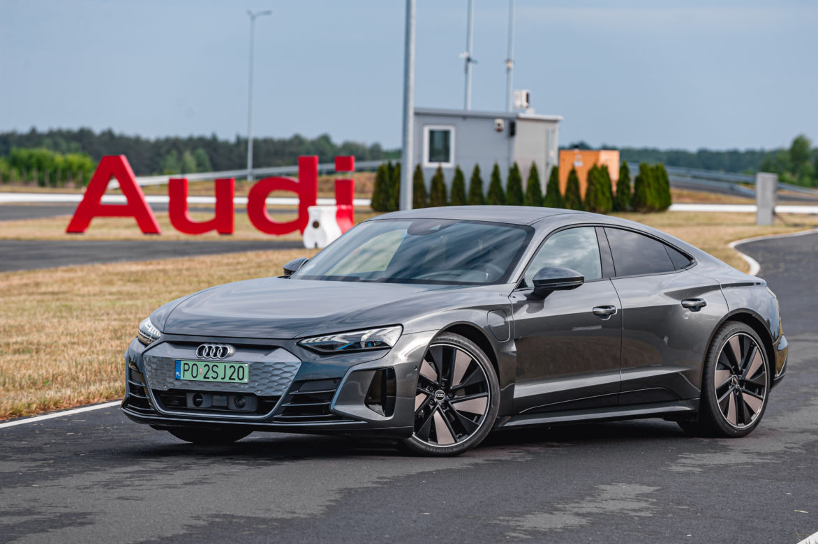 Audi e-tron GT quattro