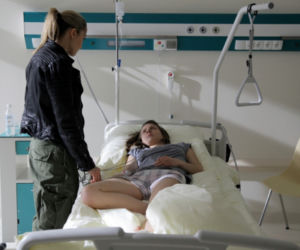 Na krawędzi 2 sezon odc. 2. Lena Korcz (Kamilla Baar), Joasia (Marta Juras)