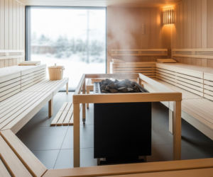 Sauna po 50-tce to więcej niż relaks. Jak może wzmocnić serce i chronić pamięć?